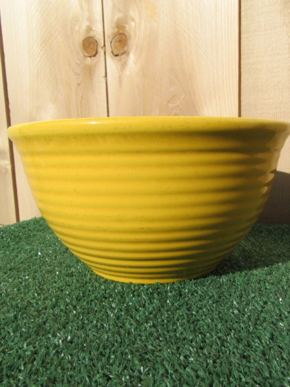 Vintage Bauer Pottery Yellow Ringware 8 1/2" Wide x 4 1/2" Tall Mixing Bowl #18